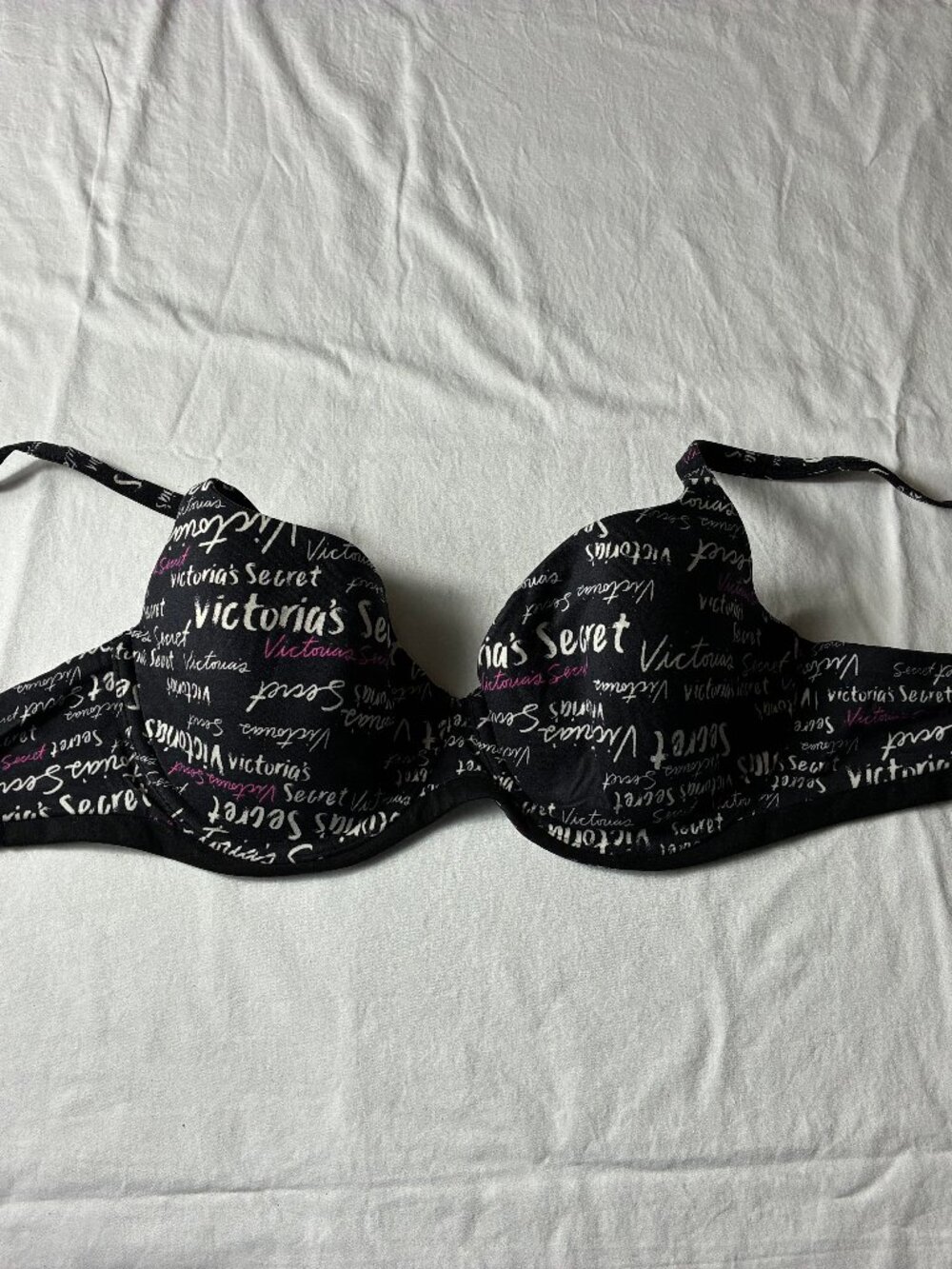 Victoria’s Secret Body by Victoria Lined Demi Bra Black Script Print 34D